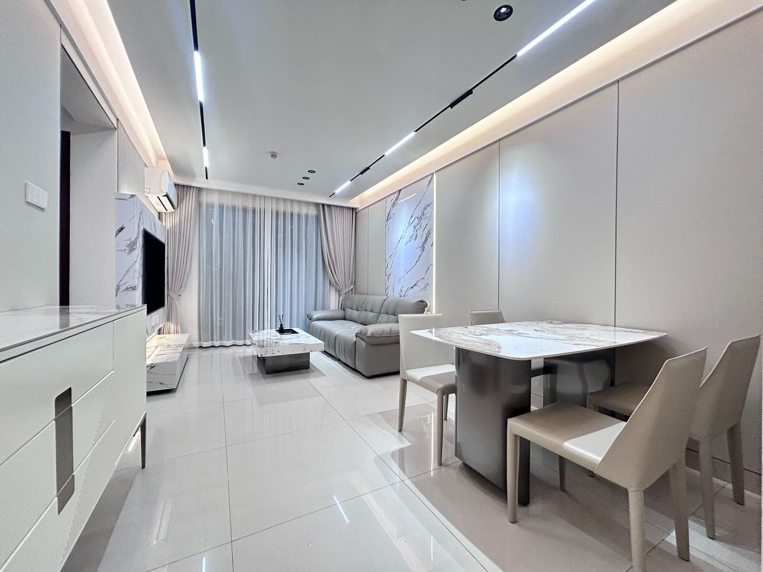 Sunny 2BR with Canton Tower View in Zhujiang New Town in Guangzhou