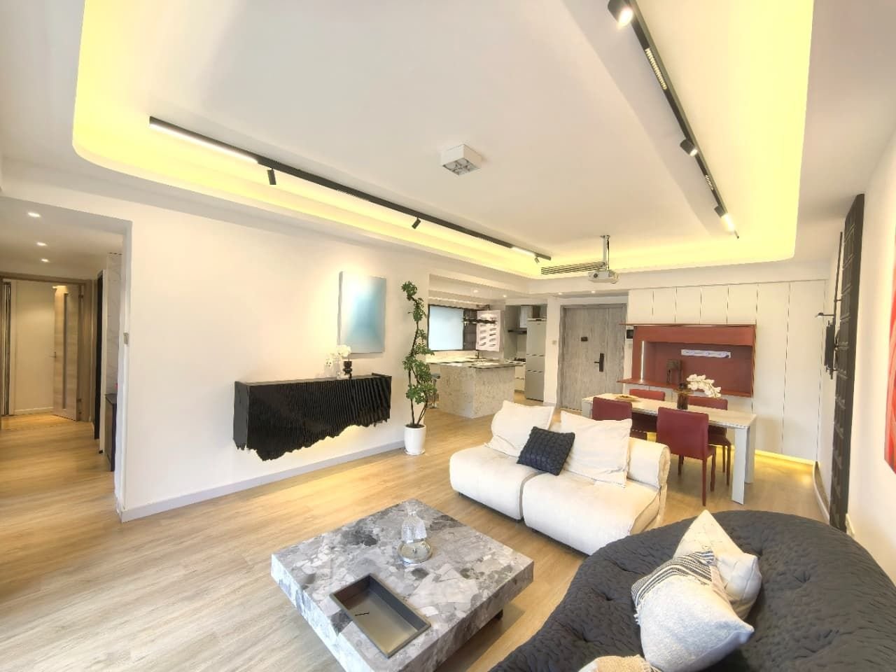 Facing sorth apartment 3BR 155SQM- Blossom cove(嘉裕公馆)