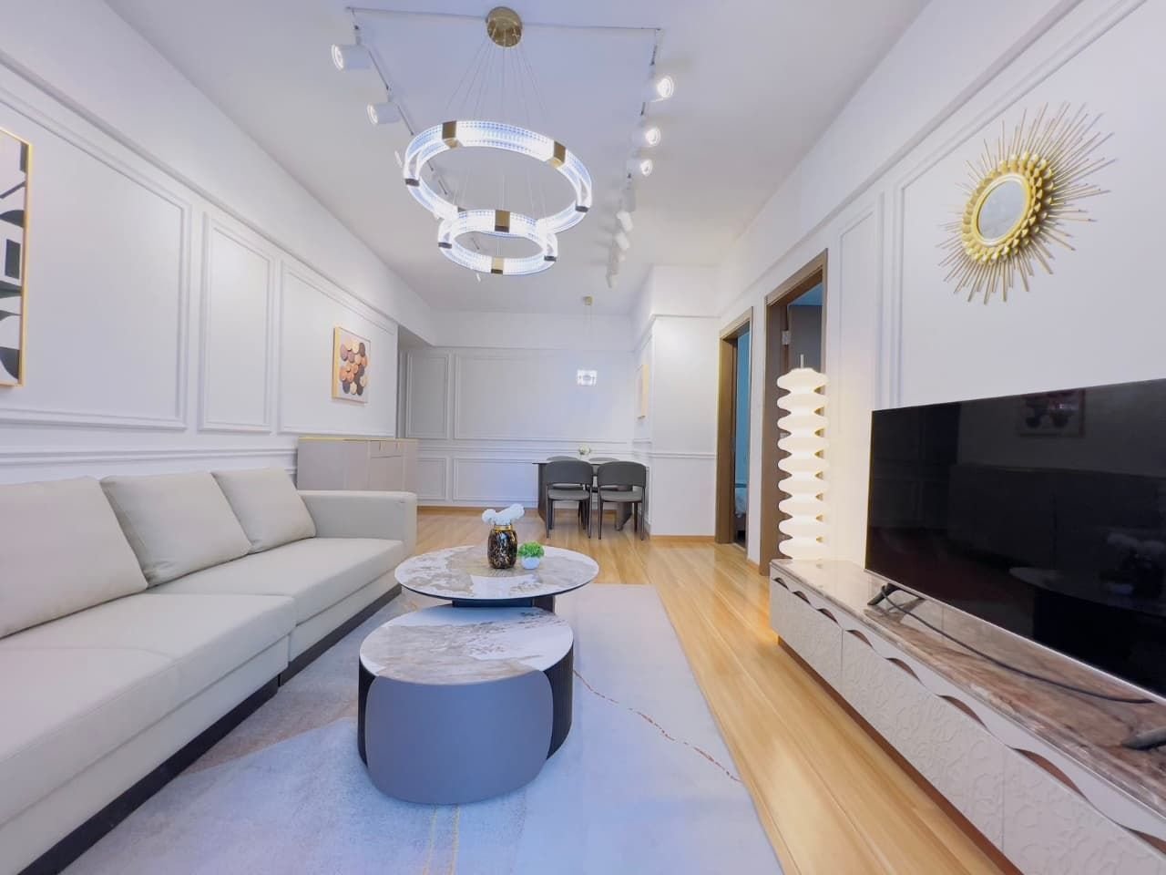 Brand new, uninhabited house guangzhou Baiyun apartment 3BR 190SQM- Longhu Tianyi（龙湖天奕 in Guangzhou